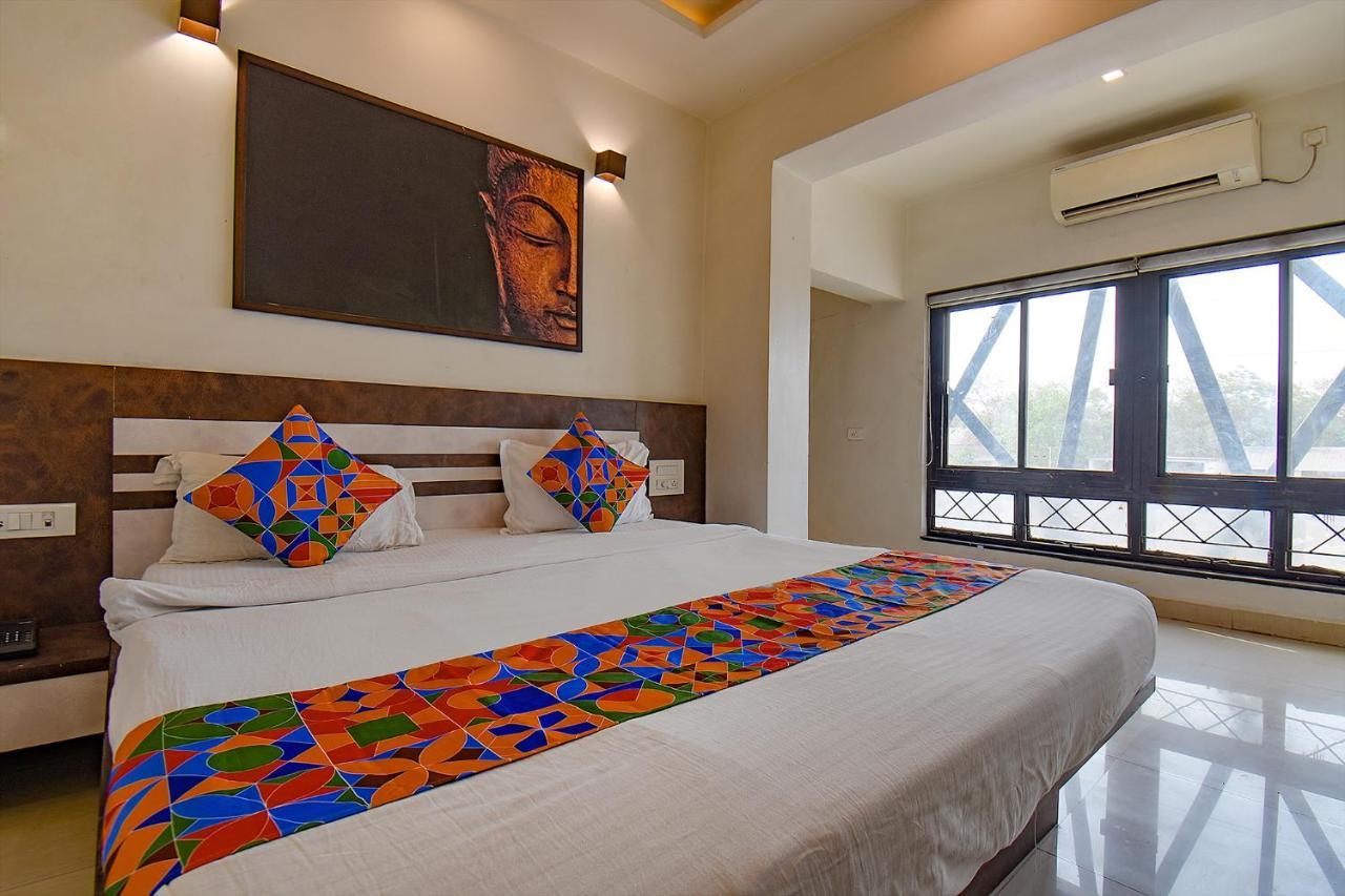 Fabhotel Royce Studio Apartments - Nr Pune International Airport Exterior photo